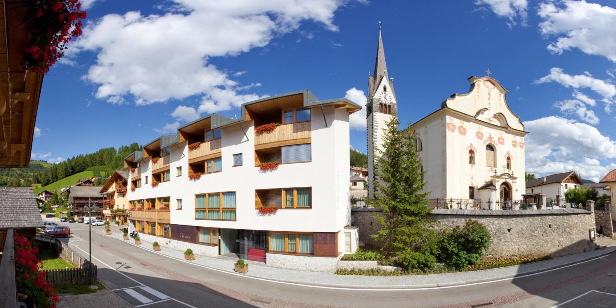 Cavallino 3* Badia (South Tyrol)